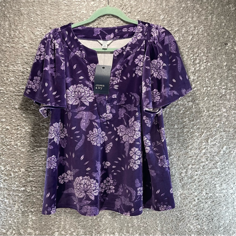 Crown & Ivy Purple Floral Velour Velvet Short Sleeve Top PM Peasant NWT